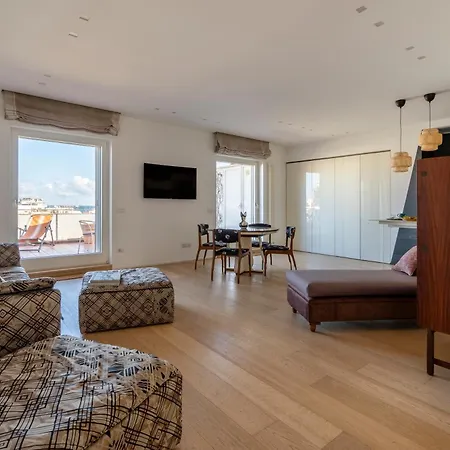 Attico Umbertino Design Apartment With Terrace Bari Extérieur photo